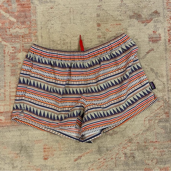 Patagonia Barely Baggies Women's Shorts - Picture 1 of 6